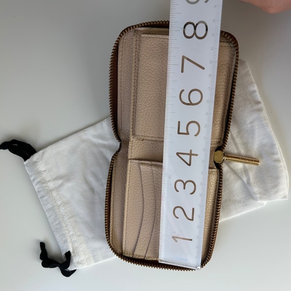 Cuyana small classic zip around wallet caramel/blush pebbled leather - Picture 13 of 14